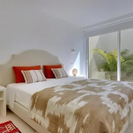 Dior View - Luxury Beachfront With Rooftop Pool Holiday home Albufeira
